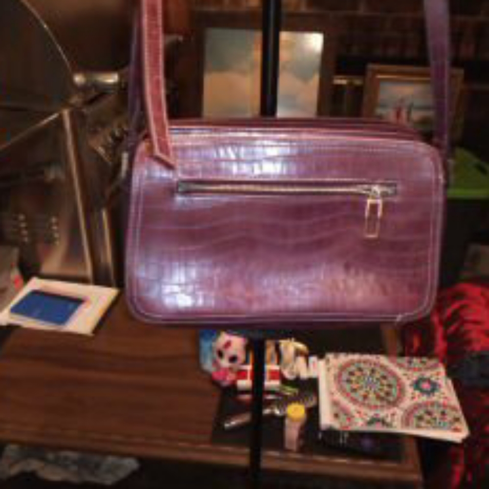 Liz Claiborne Accessories hand bag